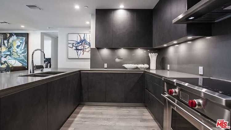 728 N Sweetzer Ave #210 Los Angeles, CA 90069