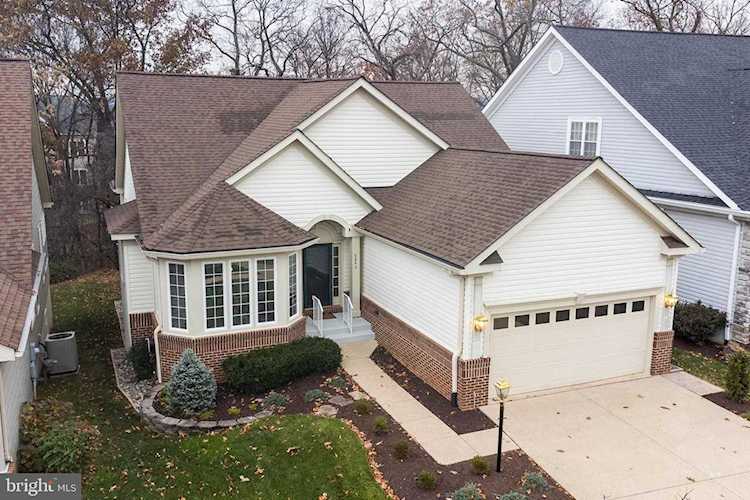 6840 Saddle Run Way Gainesville, VA 20155