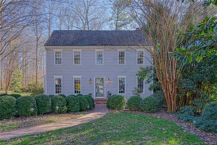 117 Clara Croker Williamsburg, VA 23185