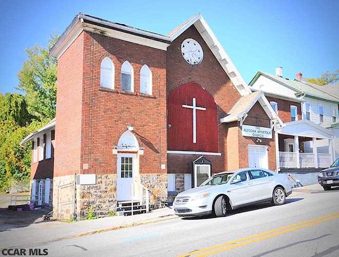 2206 11th Avenue Altoona, PA 16601