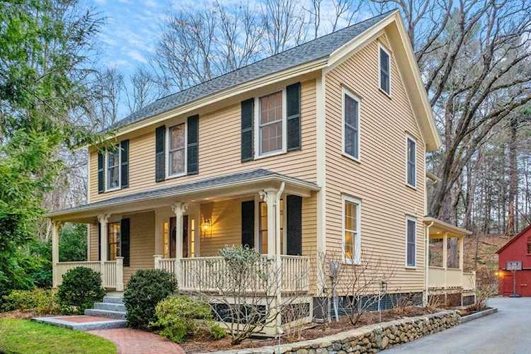27 Windmill Hill Rd Concord, MA 01742