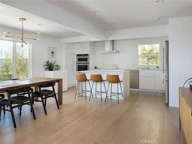 1865 Hillcrest Drive Hermosa Beach, CA 90254