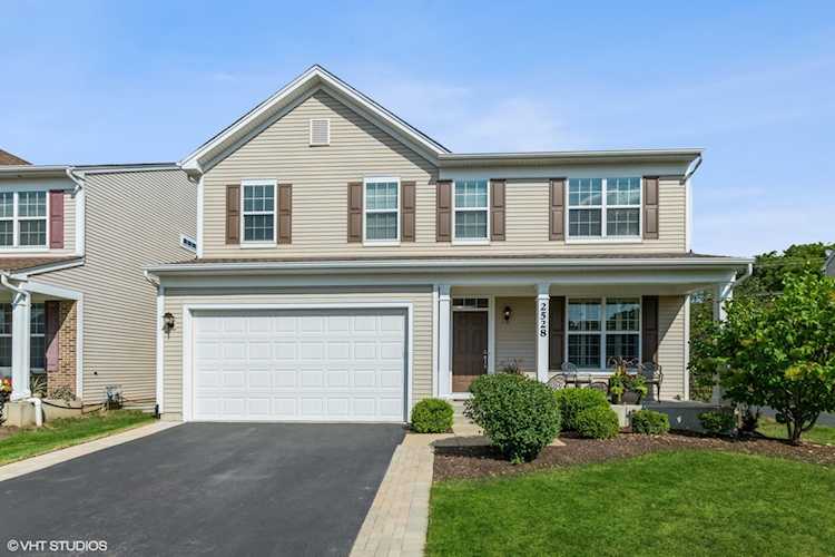 2528 Northwood Ave Lisle, IL 60532