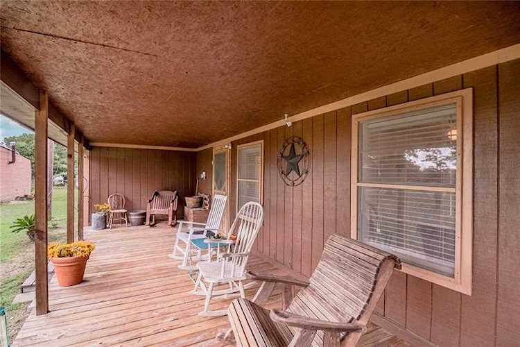 1781 E Us Highway 287 Groveton, TX 75845