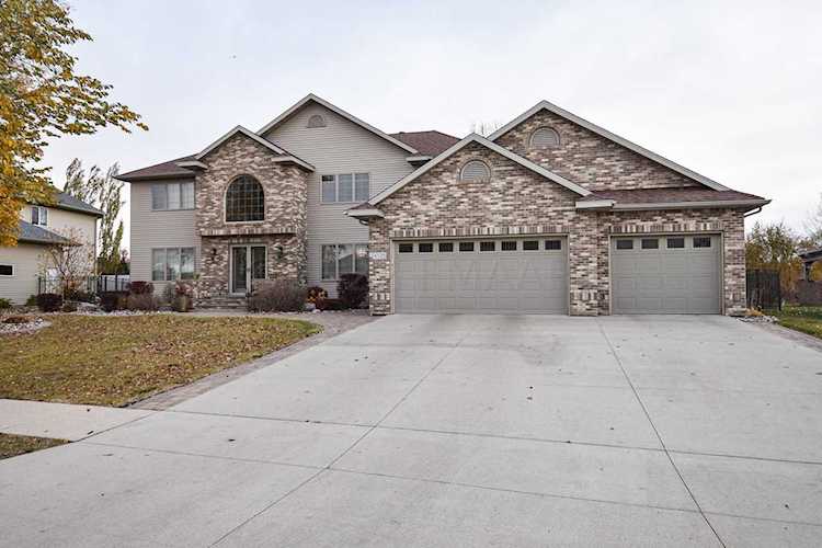 4320 Timberline Dr S Fargo, ND 58104 | MLS 22-5258 Photo 1