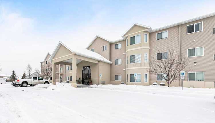 3434 28th St S Fargo, ND 58104 | MLS 23-189 Photo 1