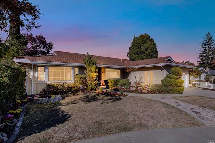 836 Landon Court Vacaville, CA 95688