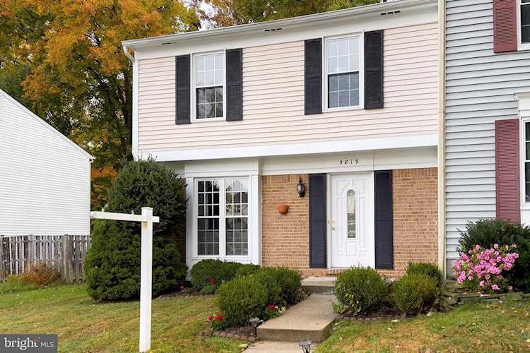 5819 Apple Wood Ln For Sale in Burke Photo 1