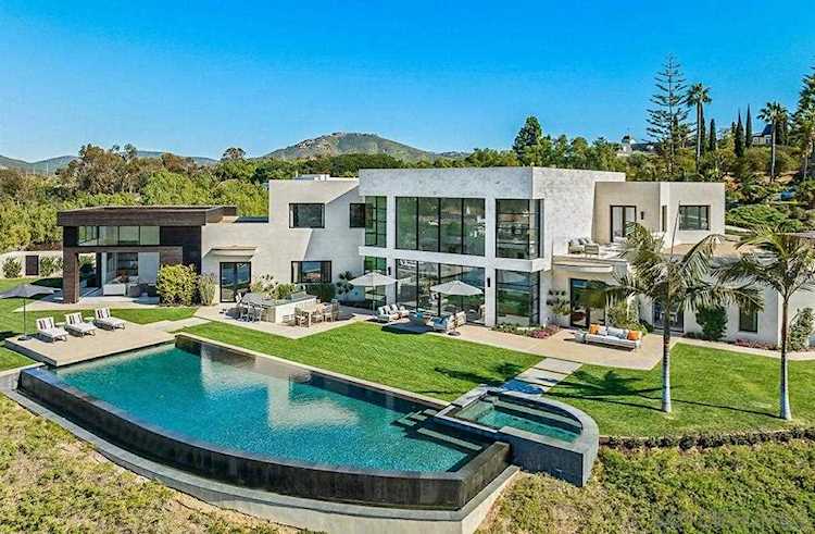 18490 Lago Vista Rancho Santa Fe, CA 92067
