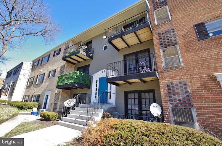 418 Armistead St N #201 Alexandria, VA 22312
