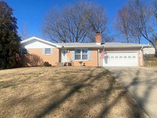 5606 Walsh Road Evansville, IN 47711