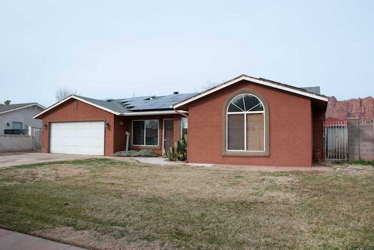 363 E 450 S Ivins, UT 84738