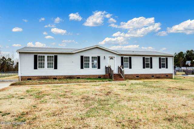 1421 Lambs Grove Road Elizabeth City, NC 27909