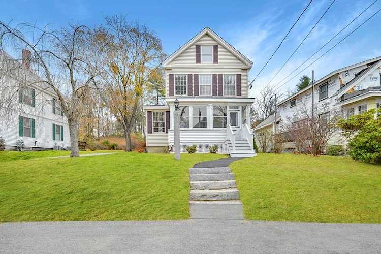 84 Summer St Andover, MA 01810