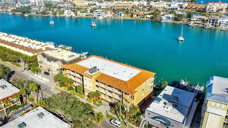 692 Bayway Blvd #405 - Clearwater Beach, FL 33767 - Island Key - Photo 1