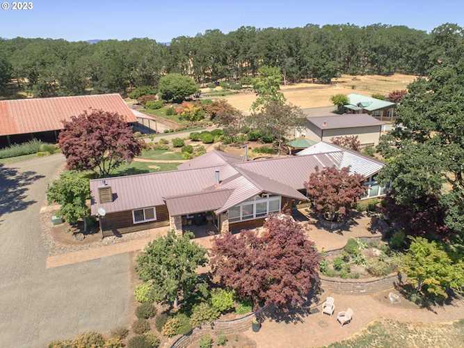 17795 NE Laughlin RD Yamhill, OR 97148