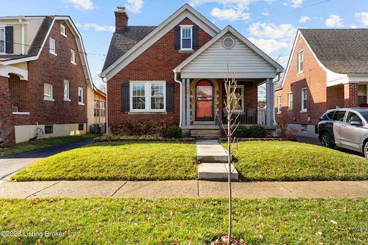 136 S Crestmoor Ave Louisville, KY 40206