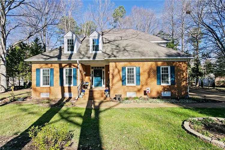 103 Swinley Forest Williamsburg, VA 23188