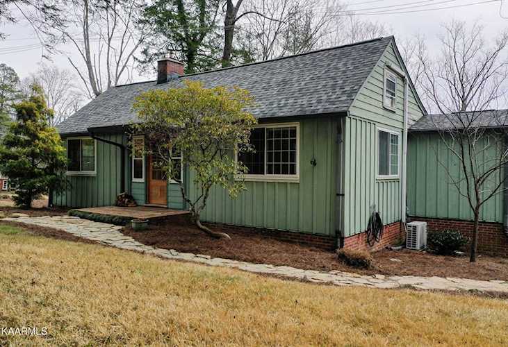 111 Orchard Rd Norris, TN 37828