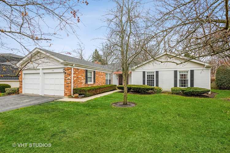 2030 Creekside Dr Wheaton, IL 60189