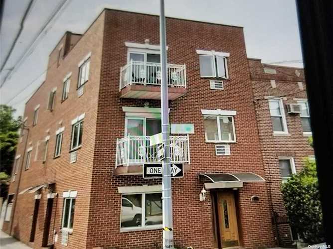 30-35 14 Street Long Island City, NY 11102 | MLS 3453309 Photo 1