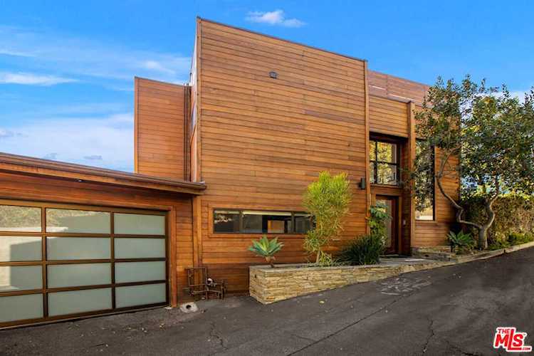 1333 N Kenter Ave Los Angeles, CA 90049