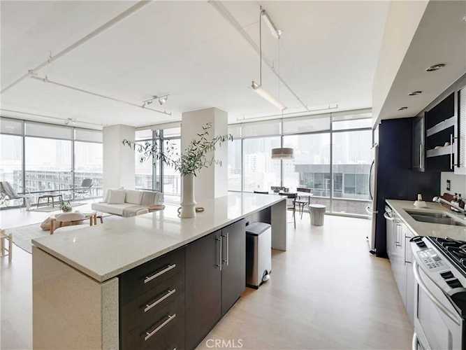 1100 S Hope St #916 Los Angeles, CA 90015