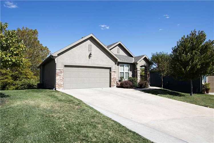 9930 W 66th Terrace Merriam, KS 66203