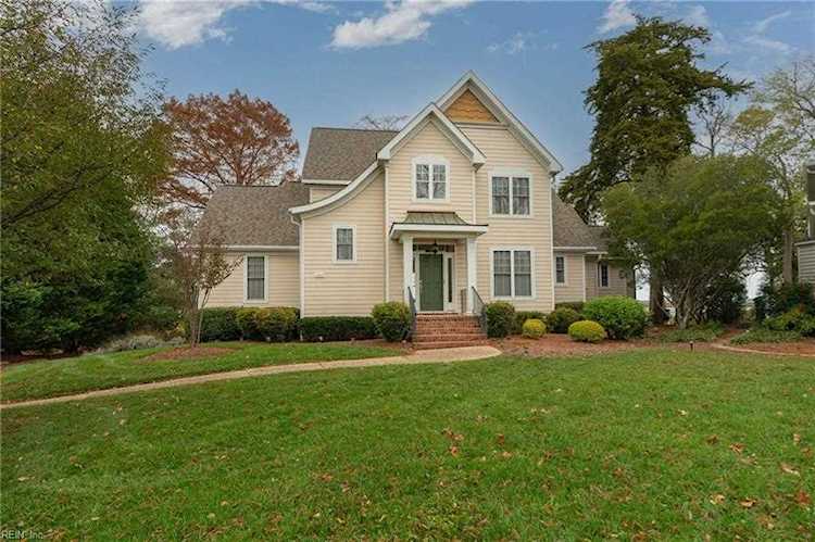 106 Watch Harbour Circle Smithfield, VA 23430