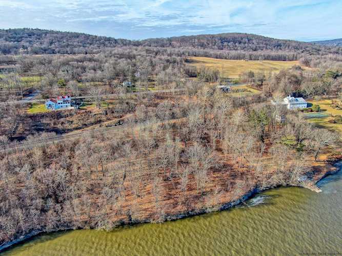 1859 Broadway / Rt 9W West Park, NY 12493