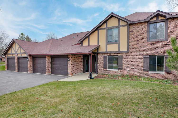 1418 Princeton Ct #D Wheaton, IL 60189