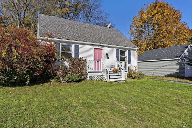 9 Arundel RdPortlandME04103home for sale Photo 1