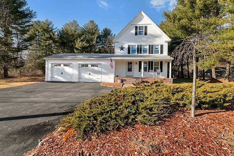 220 Hampshire Rd Methuen, MA 01844
