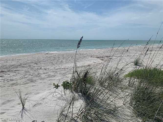 5001 Joewood Dr Sanibel, FL 33957