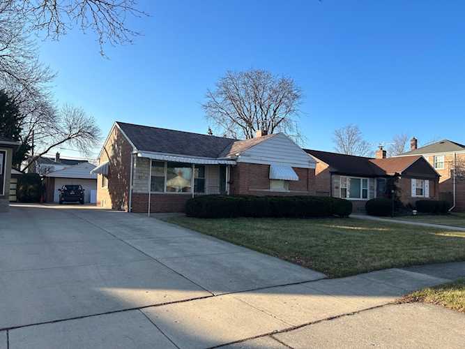 Address Withheld Westchester, IL 60154