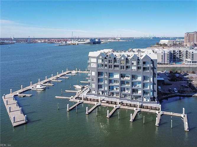 40 Rader St #504 Norfolk, VA 23510