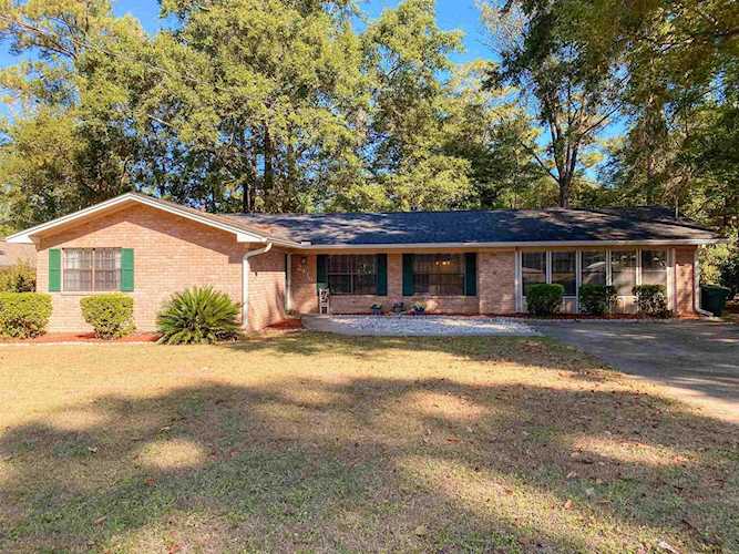 2416 Castletower Rd Tallahassee, FL 32301 in Camelot Park Photo 1