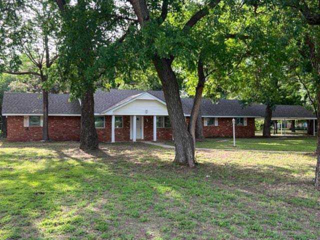 101 W Rock Creek Dr Cache, OK 73527