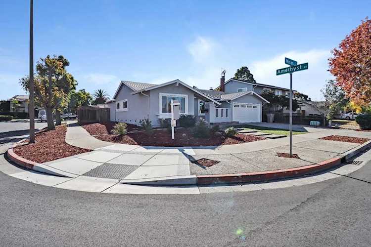 4995 Minas Dr SAN JOSE, CA 95136
