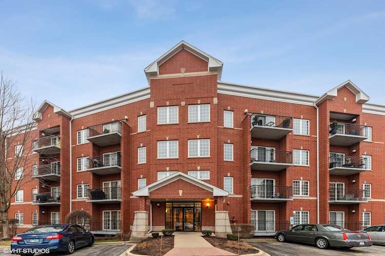 3401 Wellington Ct #212 Rolling Meadows, IL 60008 | MLS 11703906 Photo 1