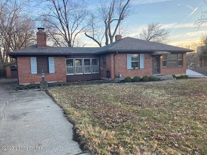 1946 Gardiner Ln Louisville, KY 40205 | MLS 1629059 Photo 1