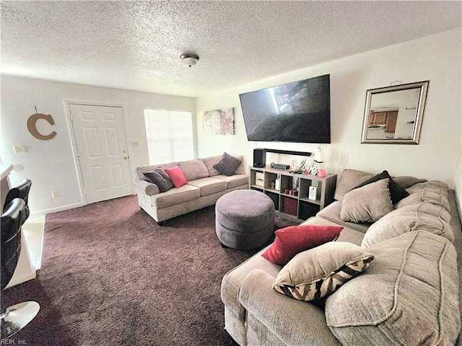 33 Lyford Key #A Hampton, VA 23666