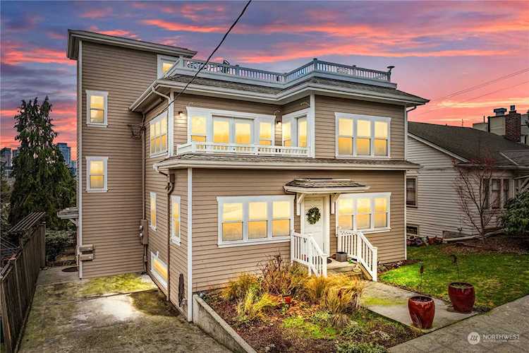 607 Lee St Seattle, WA 98109