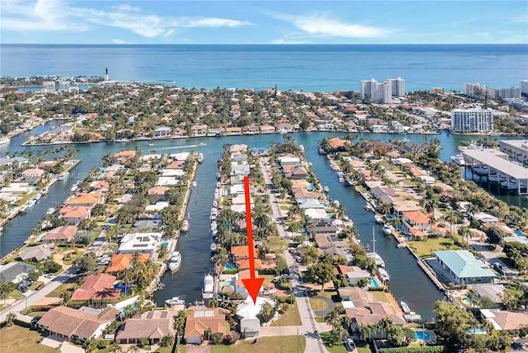 1900 NE 28 Ter Pompano Beach, FL 33062