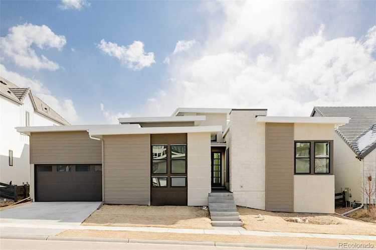 7126 Skygazer St Castle Pines, CO 80108