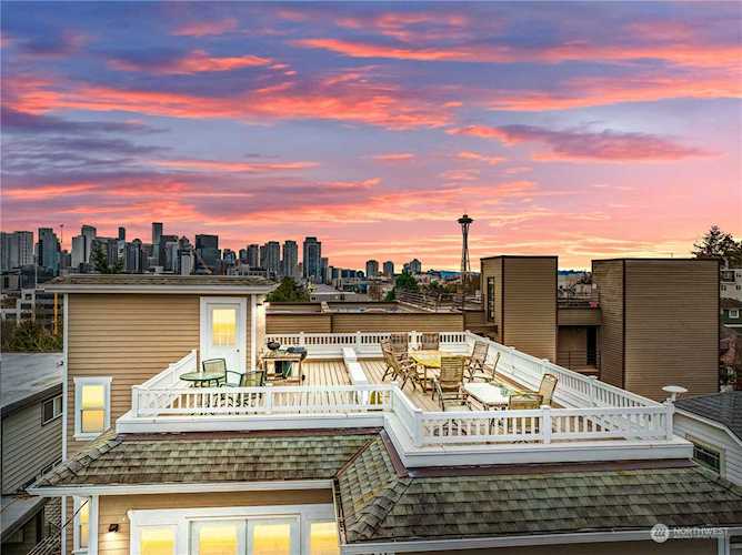 607 Lee St Seattle, WA 98109