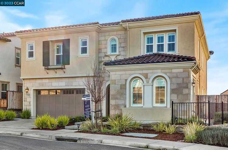 7069 Kalmia Hills Court Dublin, CA 94568