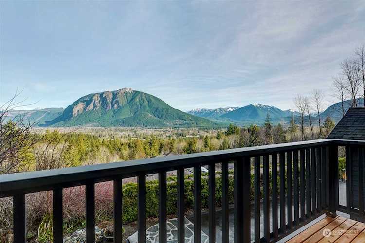 12519 398th Ave SE North Bend, WA 98045