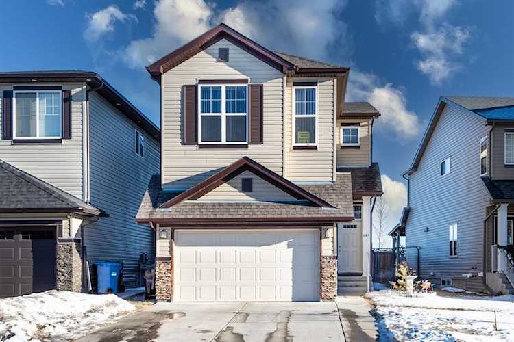 267 Martin Crossing Place NE Calgary, AB T3J 0L2