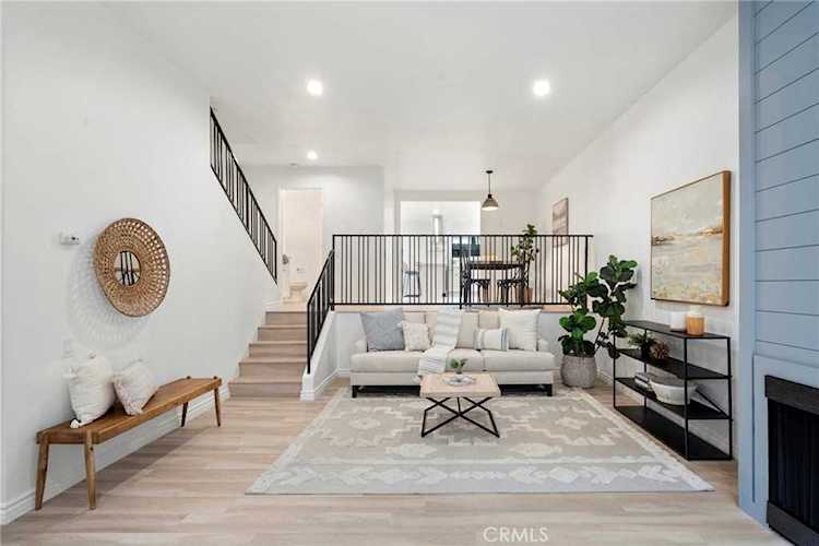 1155 11th St #2 Manhattan Beach, CA 90266